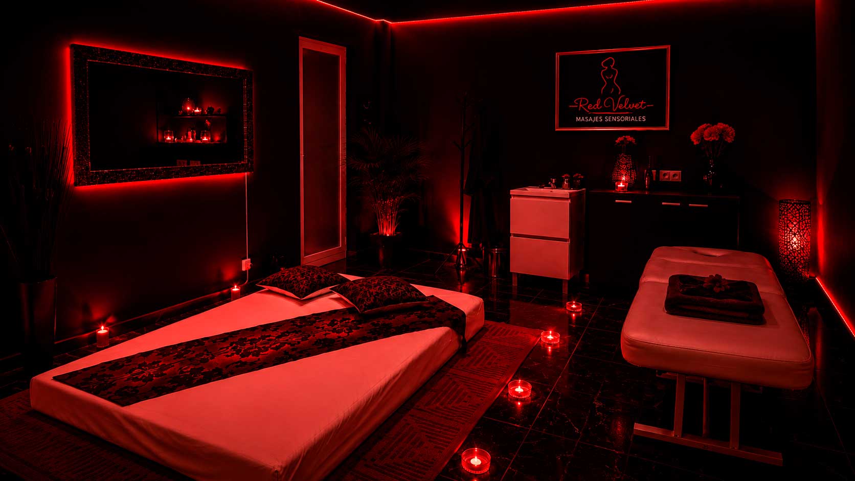 Sala privada Red Velvet con camilla